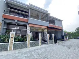 RUMAH SIAP HUNI PRIVATE POOL 5 MENIT KE STADION MAGUWOHARJO SLEMAN