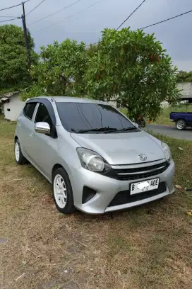 Toyota agya 2015 silver