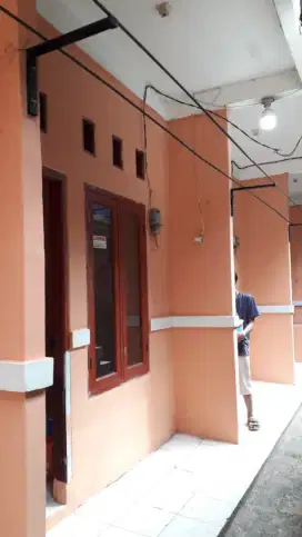 Kontrakan Kosong Jl. Nanas Pasar Pengampuan Srengseng