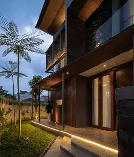 Manyar Kertoadi Surabaya