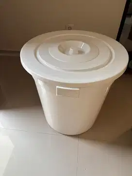 Ember Tutup Aesthetic/ Ember mandi/ bak mandi putih/ ember plastik