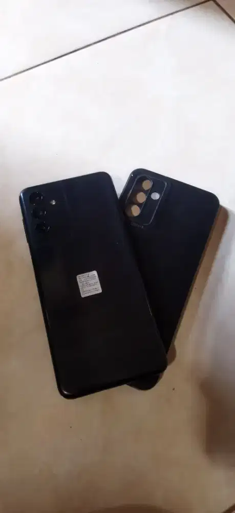 DI JUAL HP SAMSUNG RAM 4/128