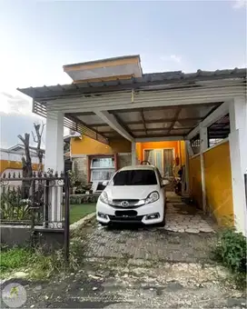 Dijual Rumah design modern di Setiabudi Ciwaruga Bandung