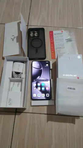 Dijual cpt bsa TT Xiaomi MI 14T 5G 12/256GB LEICA Fullset ORI Likenew