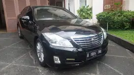 Toyota Crown Royal Saloon 2010 v6 hitam black Crown 2011 crown 2012 bu