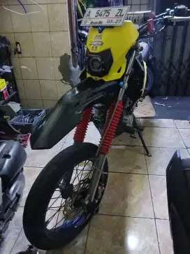 Kawasaki KLX S PJK PJNG DI GNG SAHARI