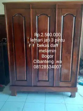 Lemari kayu jati 3 pintu bekas dah melamin seperti baru bogor