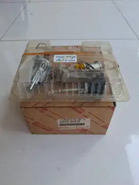 Cylinder & Key Set Toyota Vios/Soluna Nomor Part: 69005-0D010