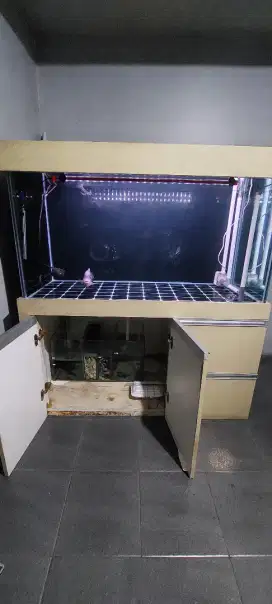 Aquarium 120x60x60
