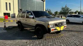 NISSAN TERRANO 1998 BENSIN