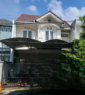 Disewa Rumah Semi Furnished Siap Huni di Harapan Indah Regency Bekasi