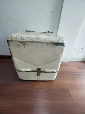 Box Kurir Motor Delivery