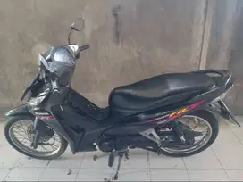 JUAL MOTOR revo fit 2019 plat S