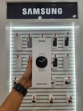 SAMSUNG SMARTWATCH