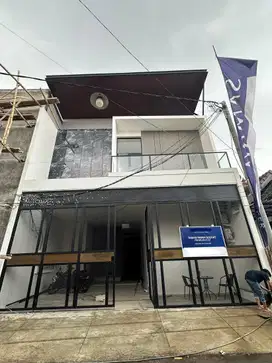 Kost Premium Samping Permata Jingga Dekat Kampus UB