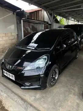 Honda jazz Rs manual  tahun 2014