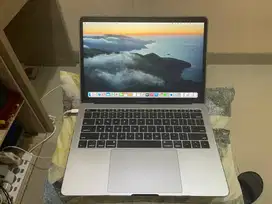 Apple MacBook Pro 2017 13” Grey – Core i5 / 8GB / 256GB SSD