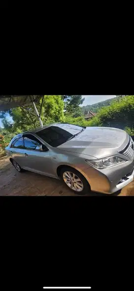 Camry 2.5v 2013 silver rare item matic sedan