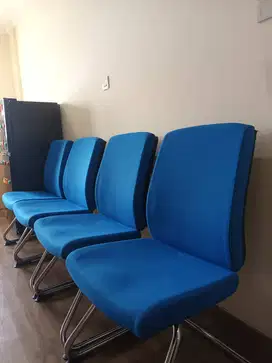Preloved Kursi Untuk Di Kantor/Usaha Lain