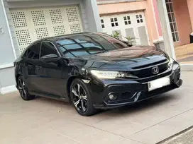 [CASH] CIVIC HATCHBACK 2019