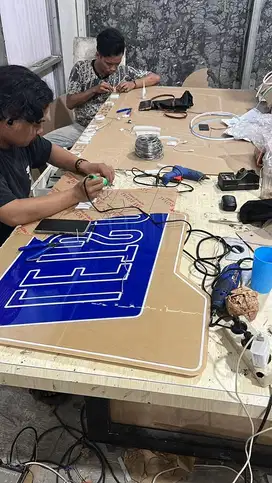 Di cari karyawati karyawan advertising