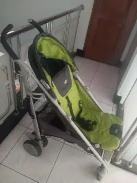Stroller Joie hijau