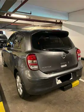 Nissan March 2012 Bensin