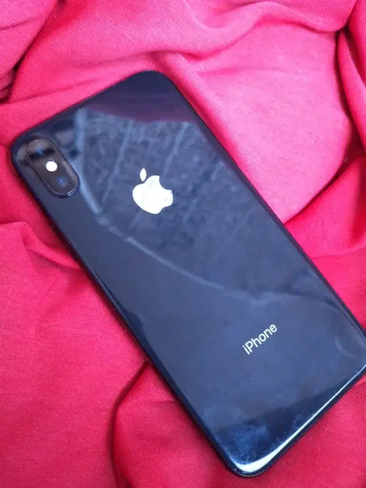 Iphone x matot, bahan