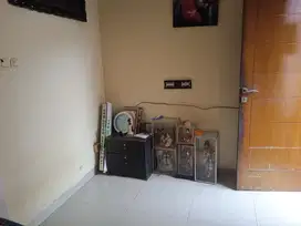 DI JUAL RUMAH, KEBAGUSAN