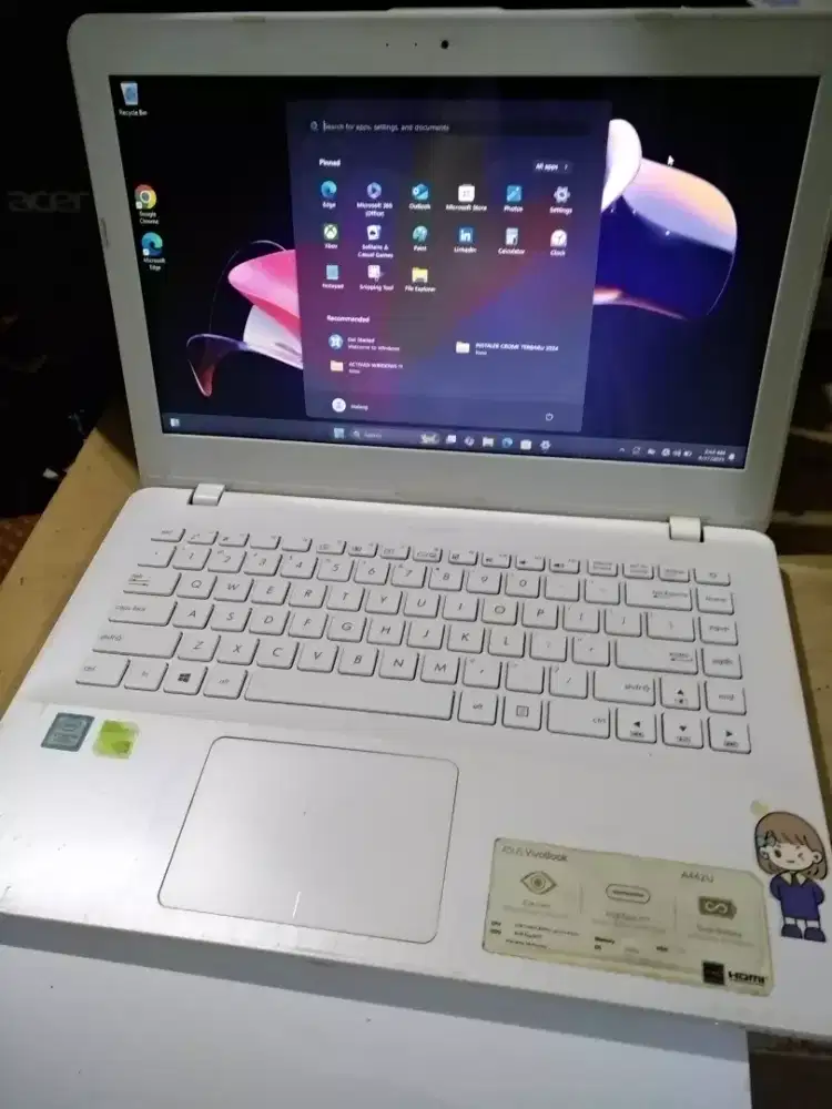ASUS MURAH .DESAIN i5 GEN 8 RAM 12 GB (TT OK)