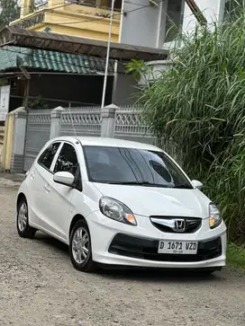 Km82rb Honda Brio E 1.3 CBU Matic 2013 /2014 Full Record Resmi TDP16Jt