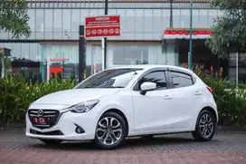 MAZDA 2 1.5 R 2014 KM ASLI