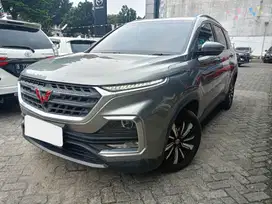 Wuling Almaz  1.5 Exclusive 7-Seater Bensin-AT 2019 Putih