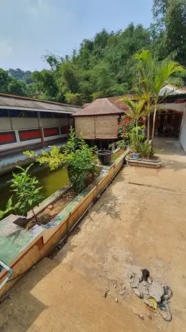 Jual Rumah Villa Saung dan Kolam Ikan MURAH di jatihandap Bandung