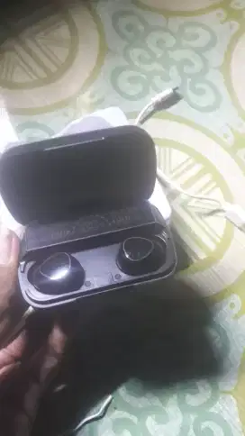 Headset bluetooth..mantep..touchscreen..