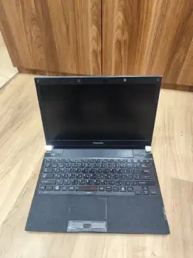Laptop Toshiba R731 Core i5 Gen 2 Ram 4Gb Ssd 128Gb