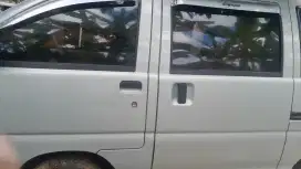 Dijual mohil daihatsu esspas th.1998