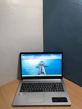 ACER ASPIRE 5 AMD Ryzen 5-5500U RAM : 8 GB SSD : 512 GB