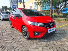 DP MURAH Honda Jazz 1.5 RS Bensin-AT 2017 Merah CJUJB