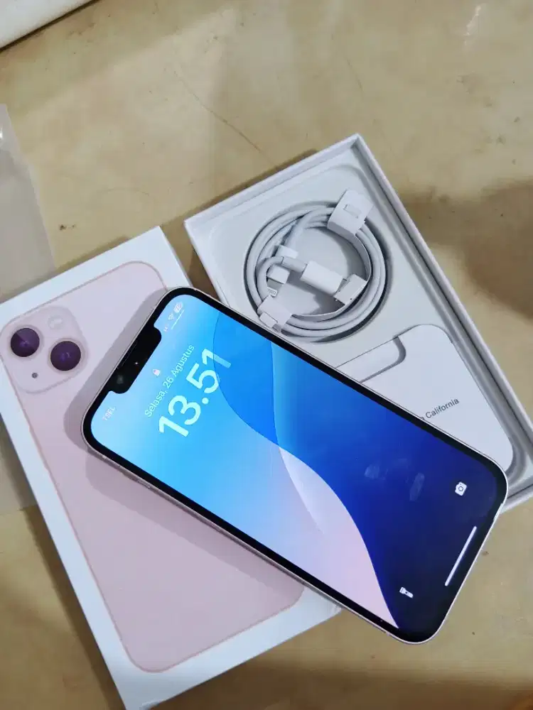 iPhone 13 128GB PINK ALL OPERATOR MULUS