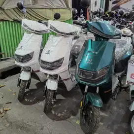 SEPEDA LISTRIK RASA MOTOR LISTRIK BISA DICICIL TANPA DP 0%
