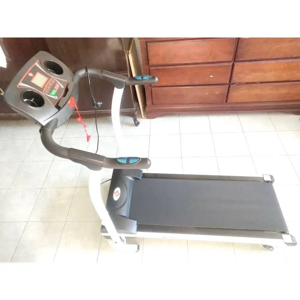 Treadmill Elektrik Murah Like New