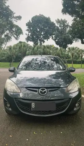MAZDA 2 R 2011 AT ABU2 MET BAGUS MULUS ISTIMEWA GA ADA PR SIAP PAKAI