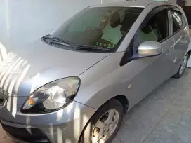 Minibus Honda brio