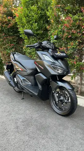 Honda Vario 160 CBS Keyless Tahun 2024