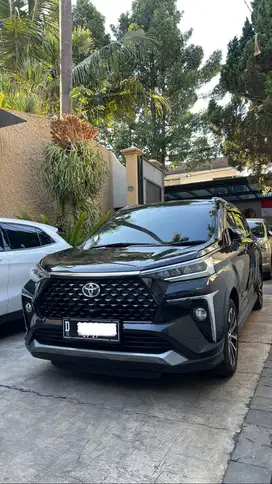 Toyota avanza veloz Q at 2022 hitam