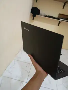Laptop Lenovo K2450