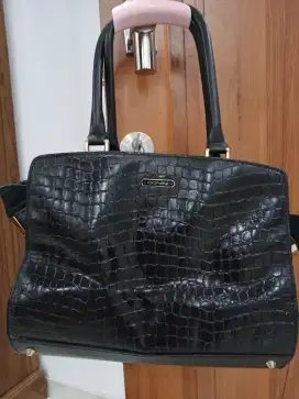 Jual tas merk Donini