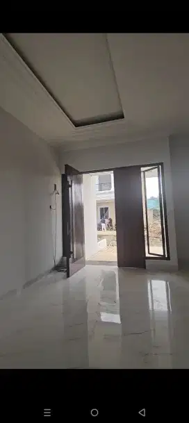 Cluster mewah pinggir jalan raya besar cimanggis
