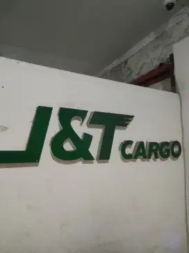 Lowongan kurir motor JNT CARGO